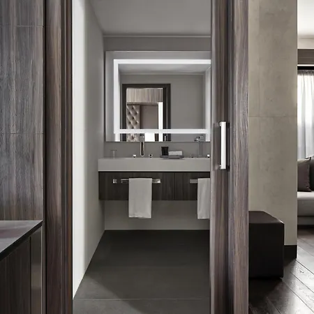 Hotel Hyatt Centric 4*